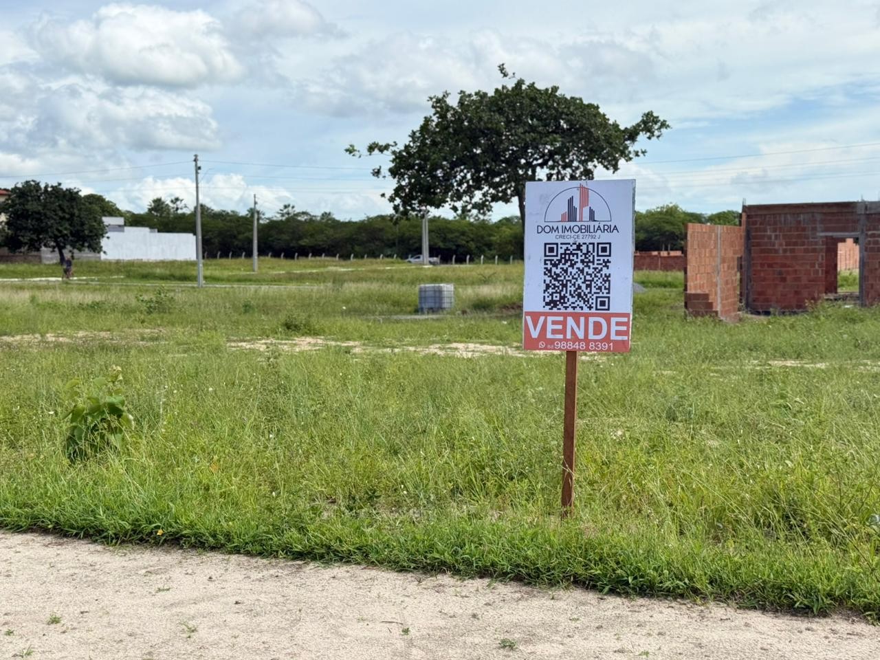 Terreno, 203 m² - Foto 1